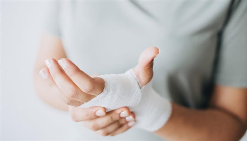 Il polso e la sua slogatura Il polso e la sua slogatura